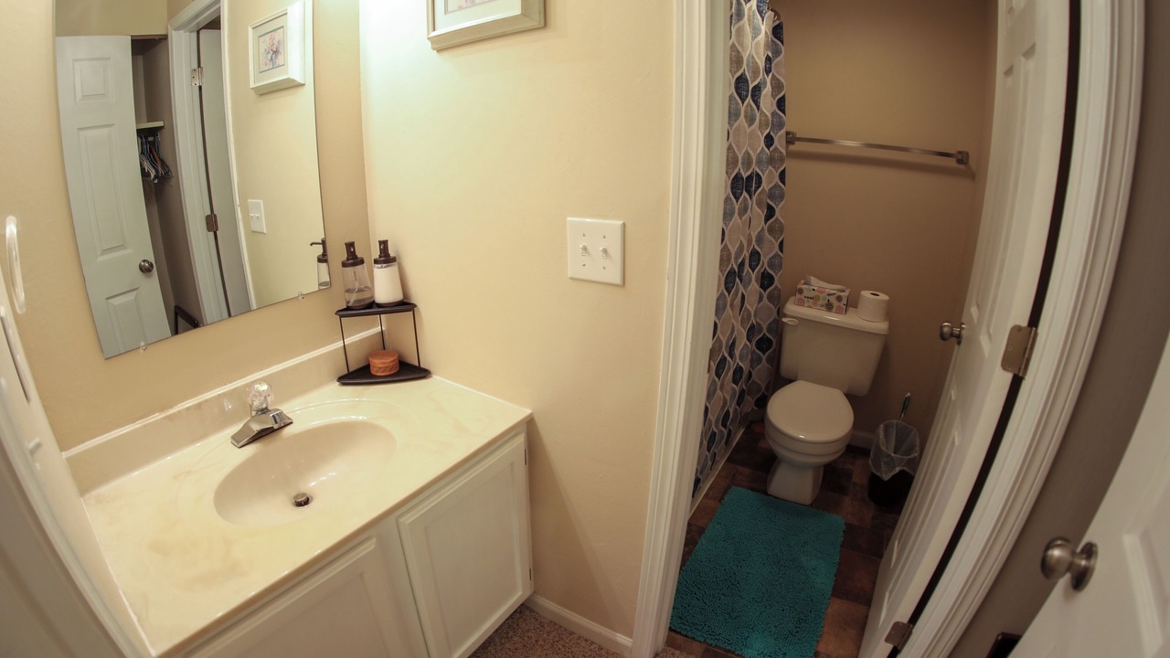 Photo of Bathroom in Village of Four Seasons