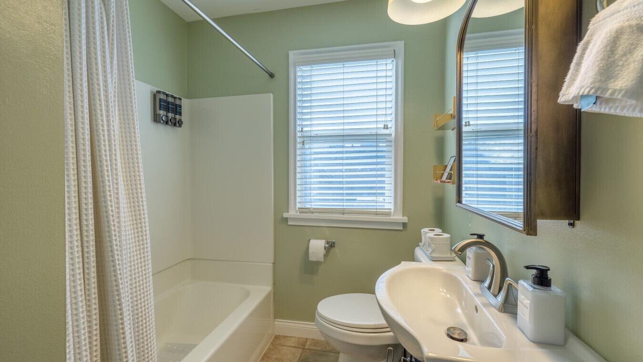 Photo of Bathroom in South Salt Lake