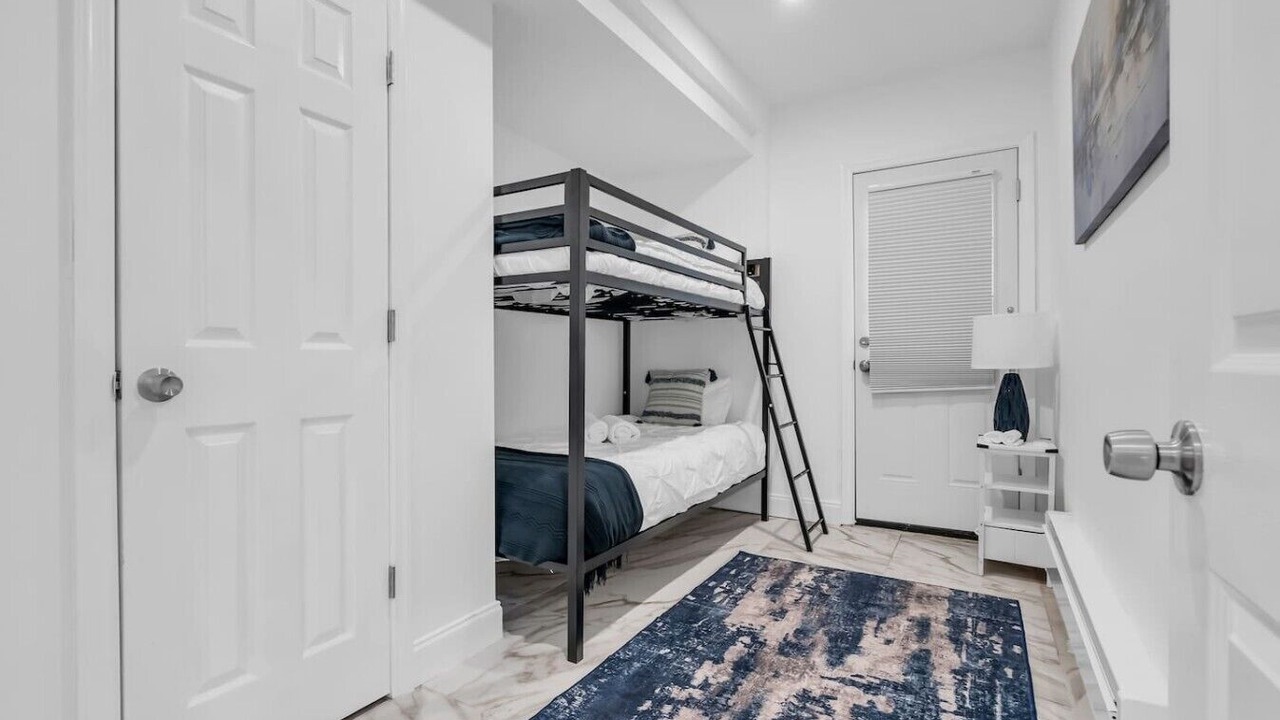 Photo of Bedroom in Bunker Hill