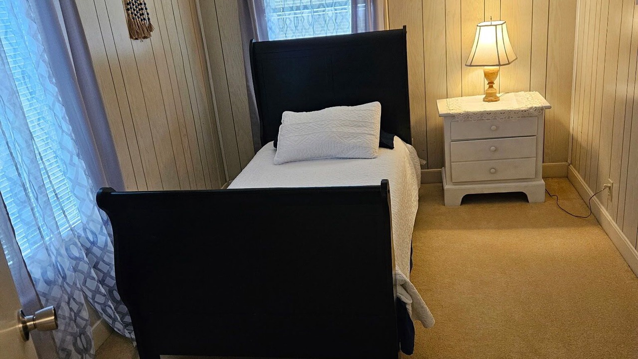 Photo of Bedroom in Del Mar