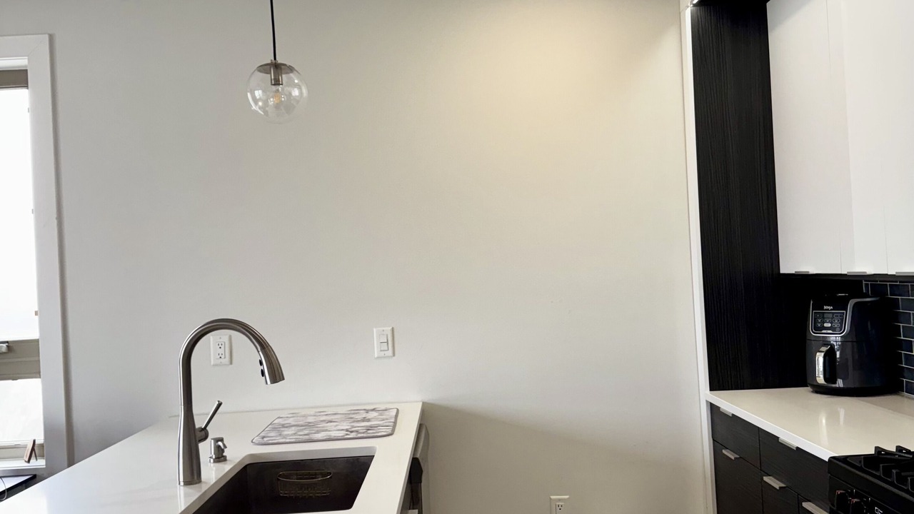 Photo of Kitchen in Guttenberg