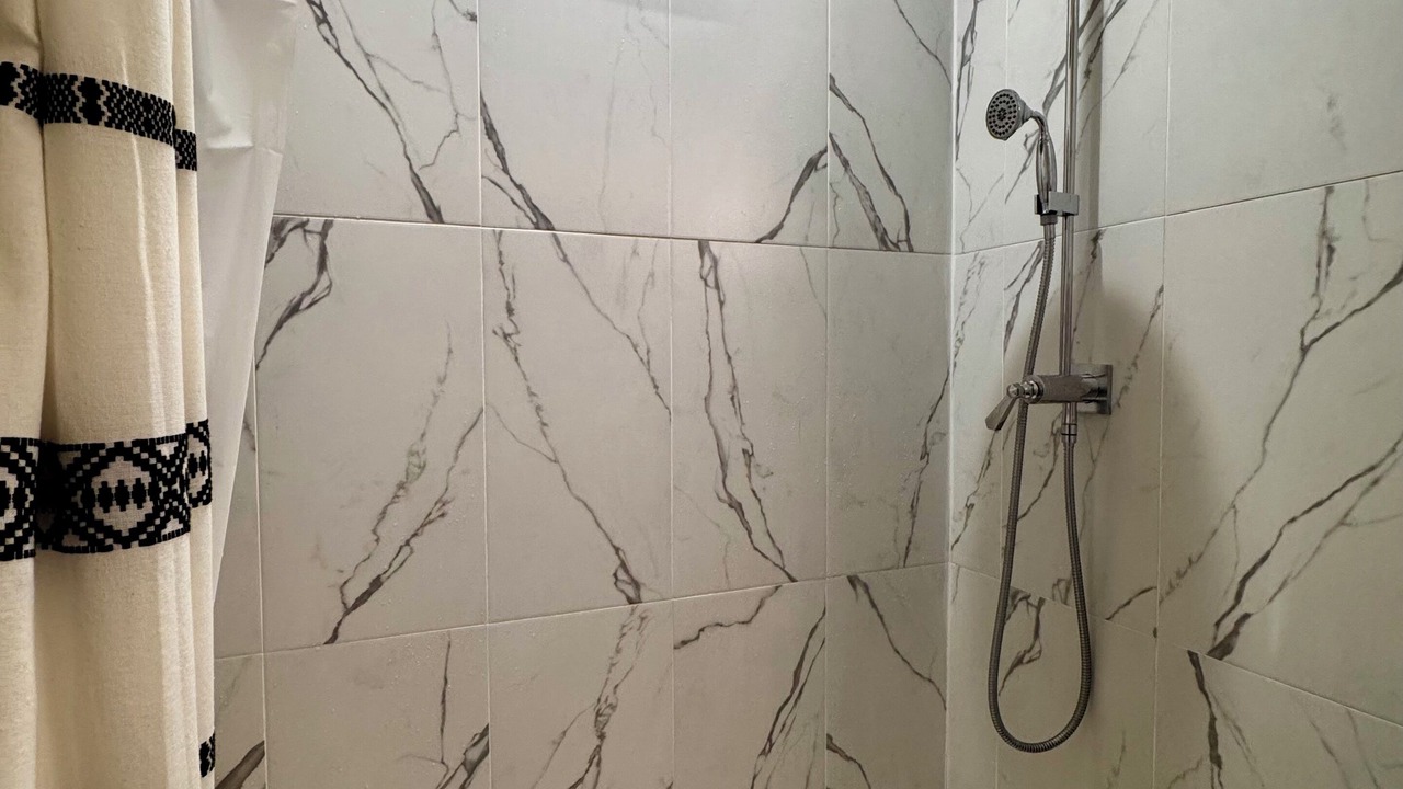 Photo of Bathroom in Guttenberg
