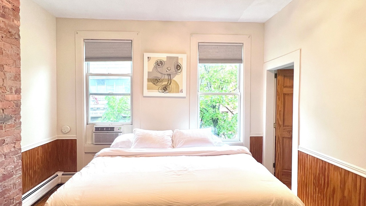 Photo of Bedroom in Historic Downtown