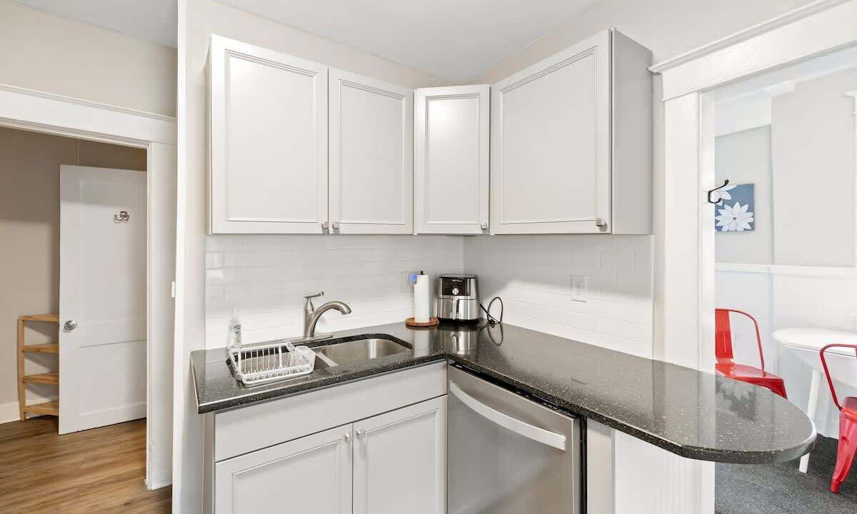 Photo of Kitchen in Midtown
