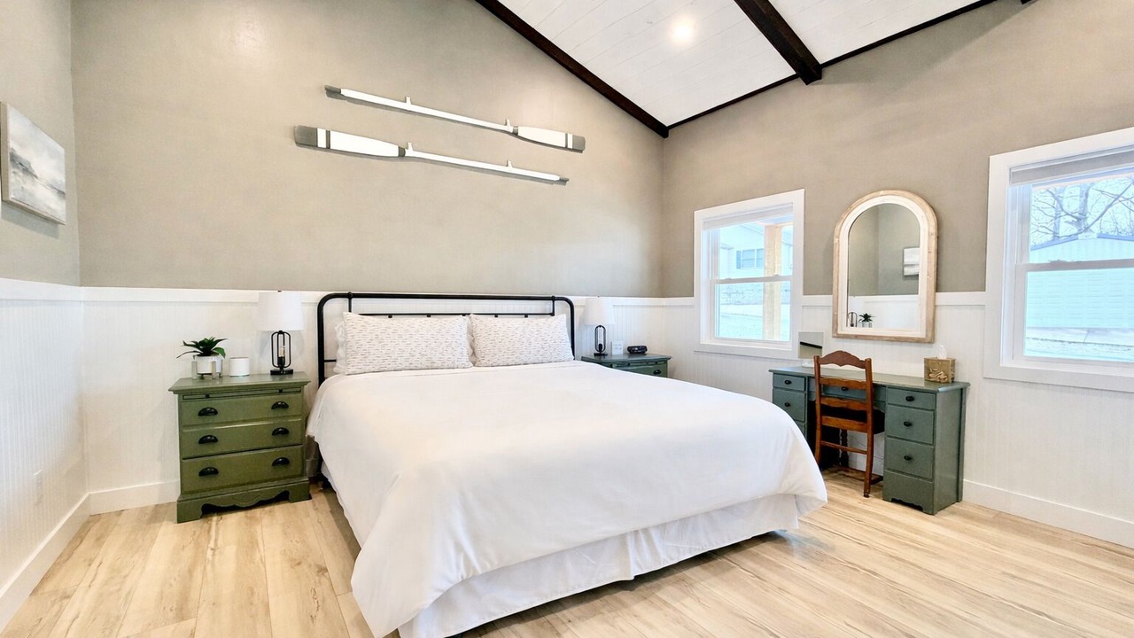 Photo of Bedroom in Springville