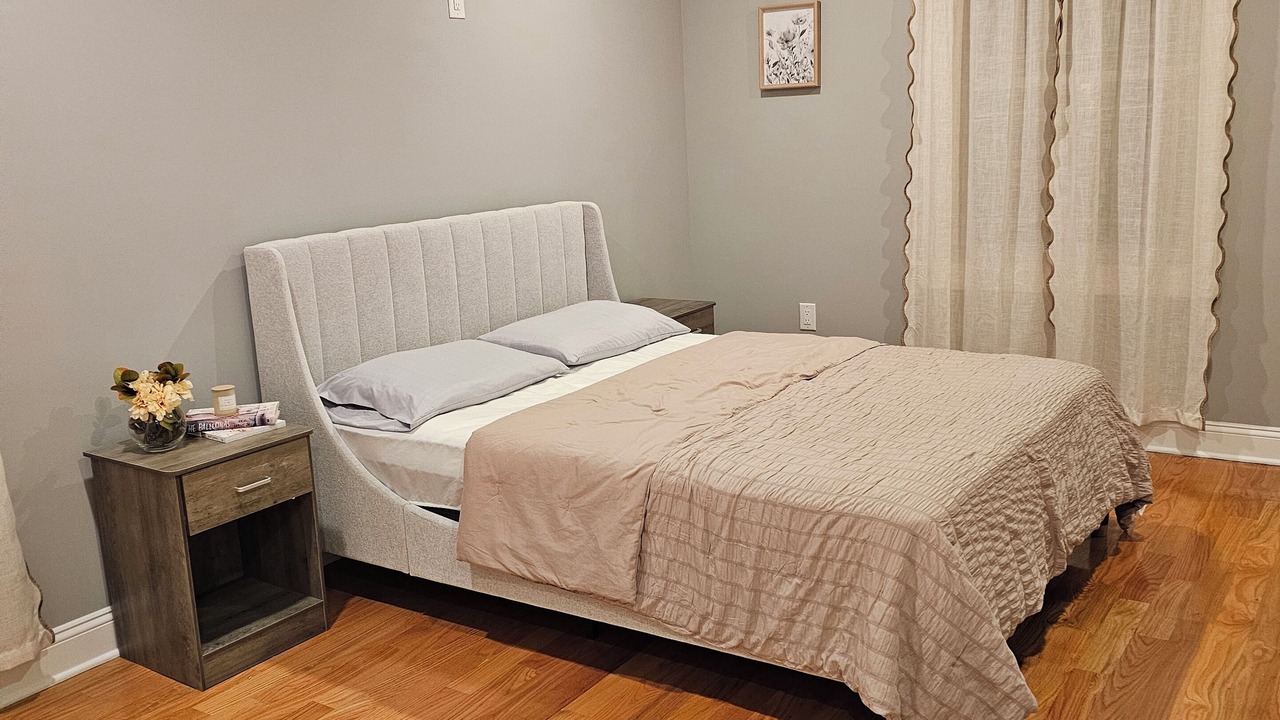 Photo of Bedroom in Elizabeth