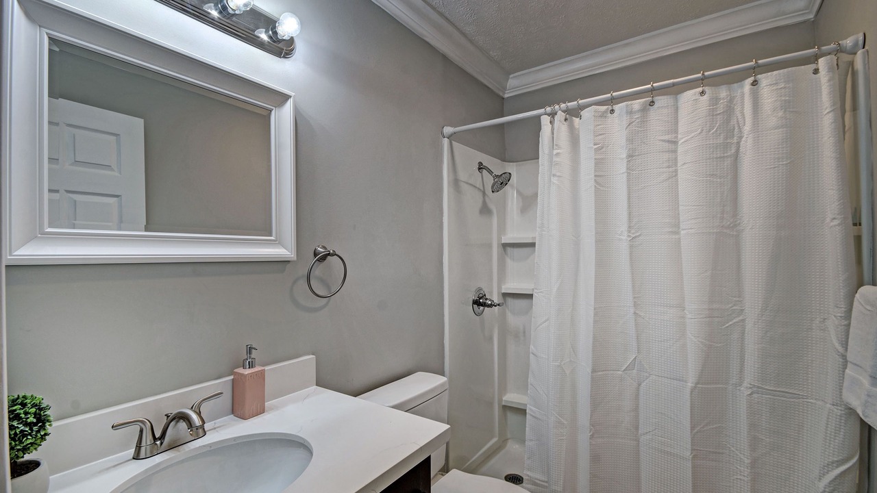 Photo of Bathroom in Clinton