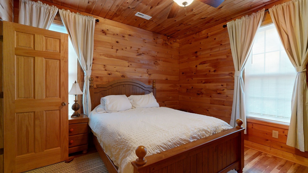 Photo of Bedroom in Idlewild