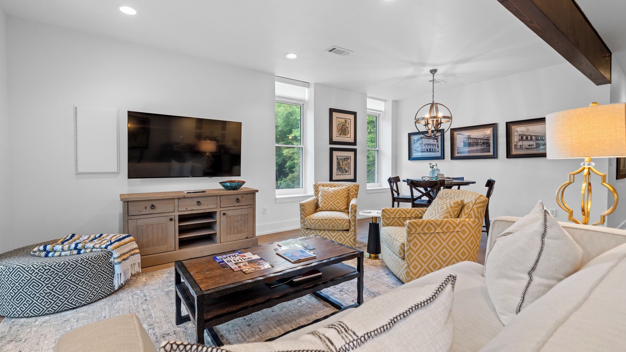Photo of Livingroom in Hot Springs