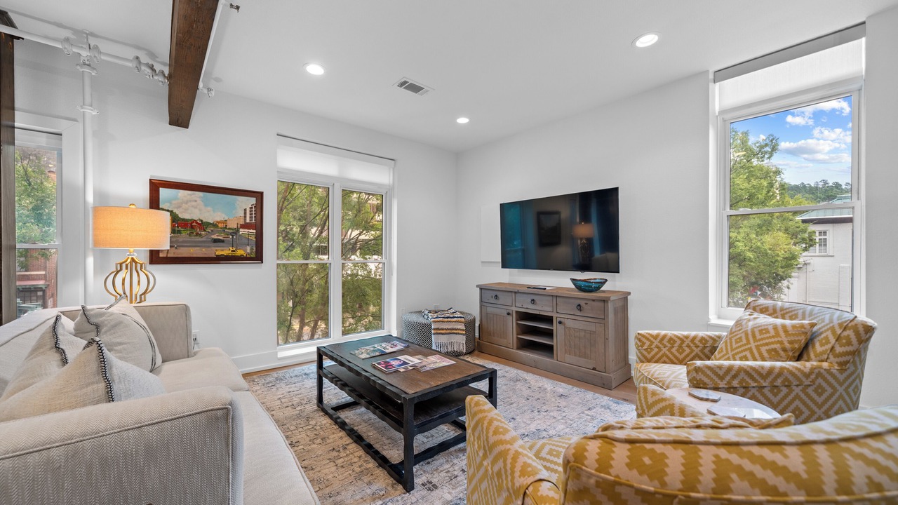 Photo of Livingroom in Hot Springs