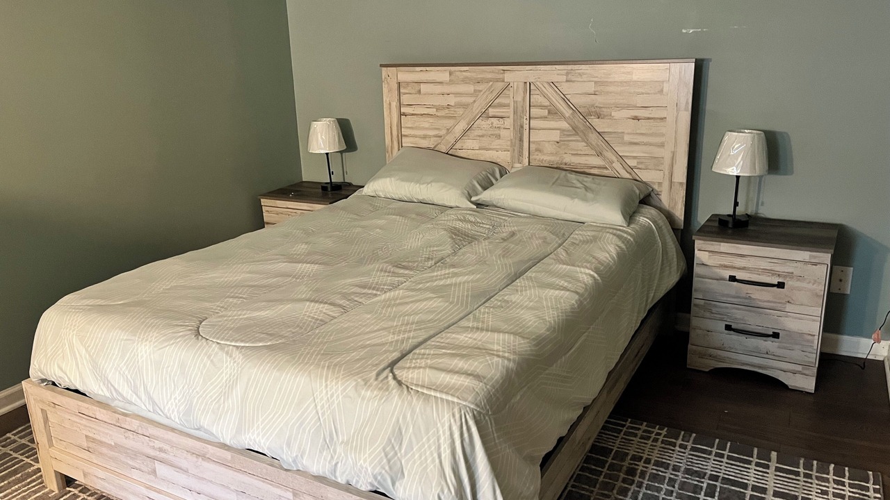 Photo of Bedroom in University District