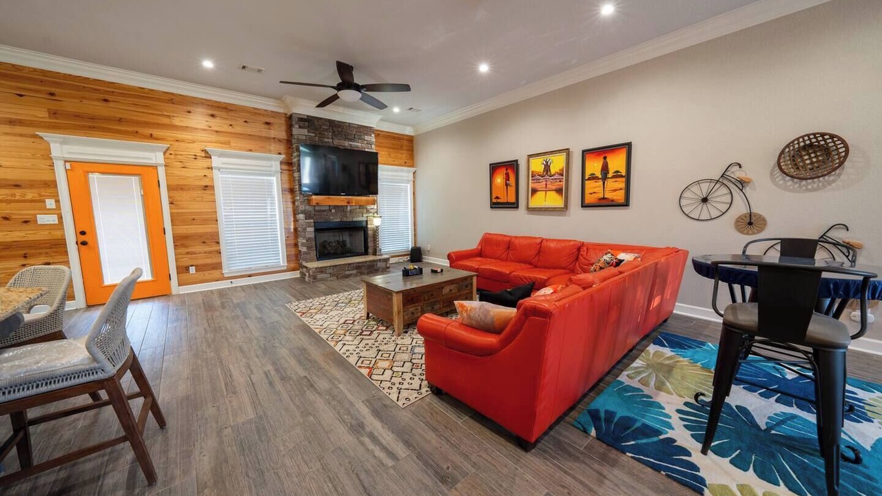Photo of Livingroom in Sherwood