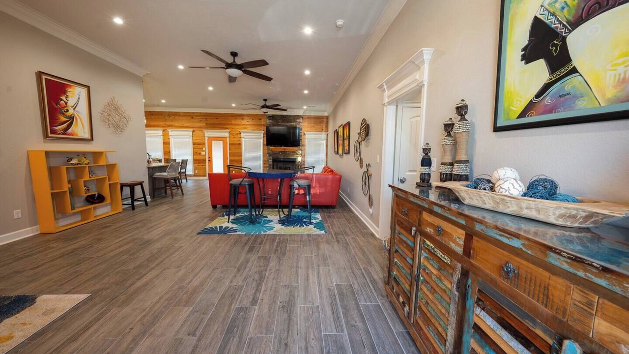 Photo of Livingroom in Sherwood