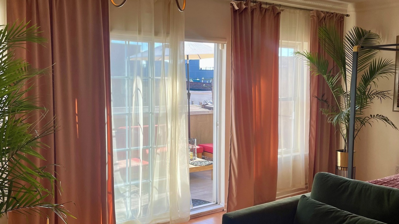 Photo of Livingroom in Historic Downtown