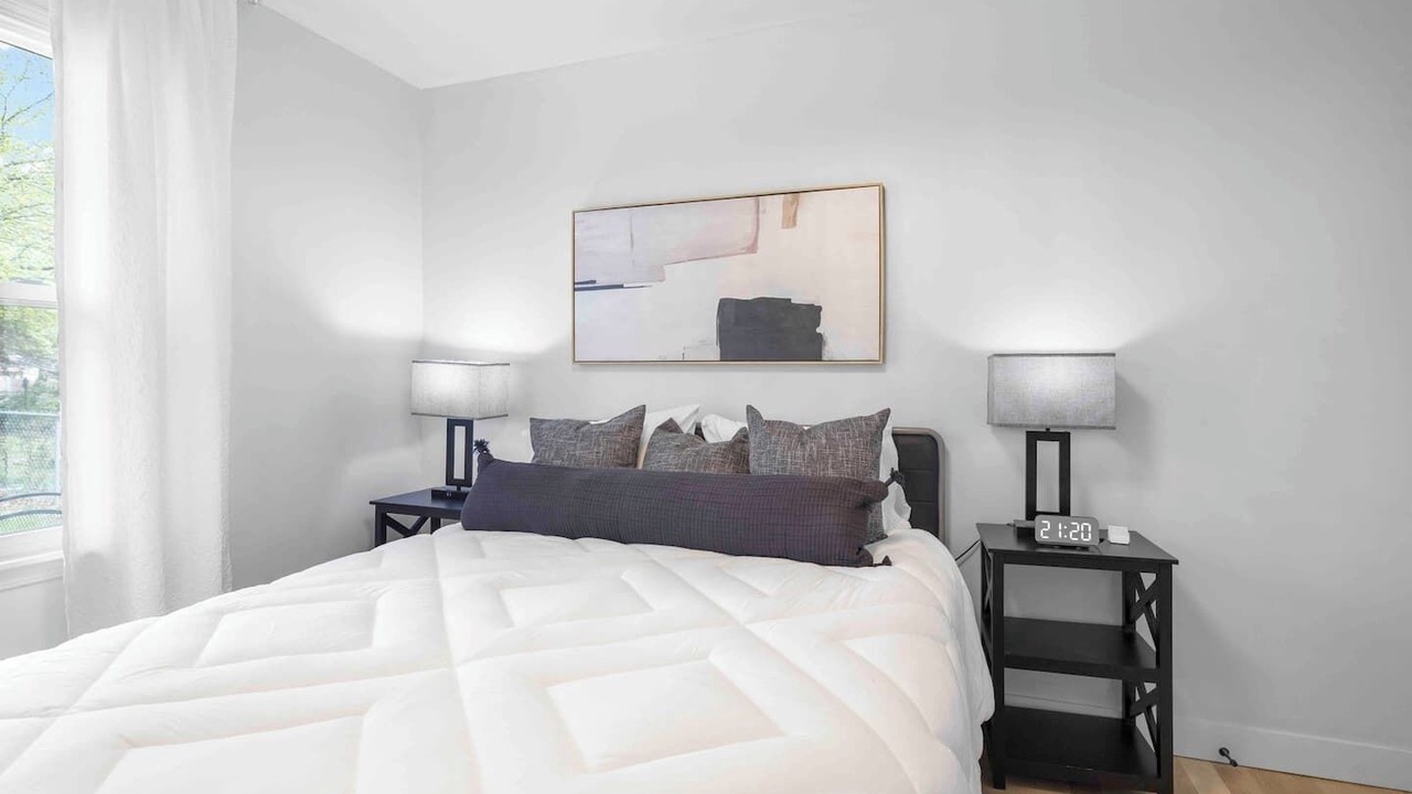 Photo of Bedroom in Brookline Station