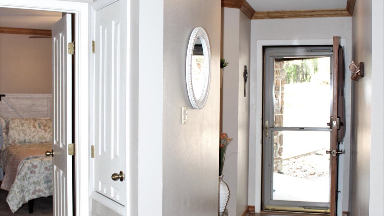 Photo of Bedroom in Hot Springs Village