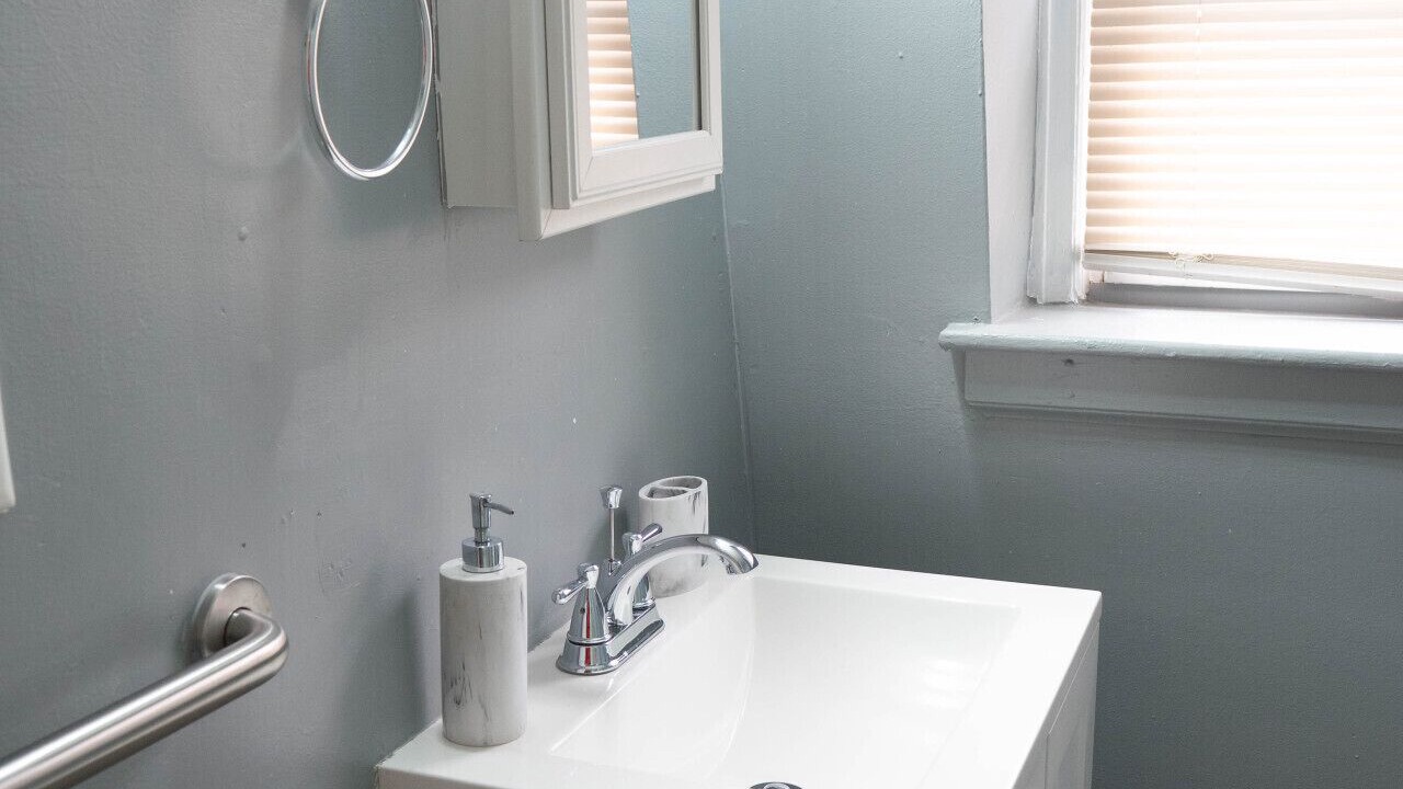 Photo of Bathroom in Bayonne