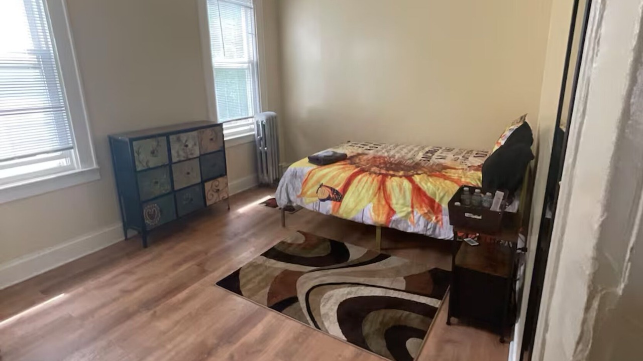 Photo of Bedroom in Weequahic