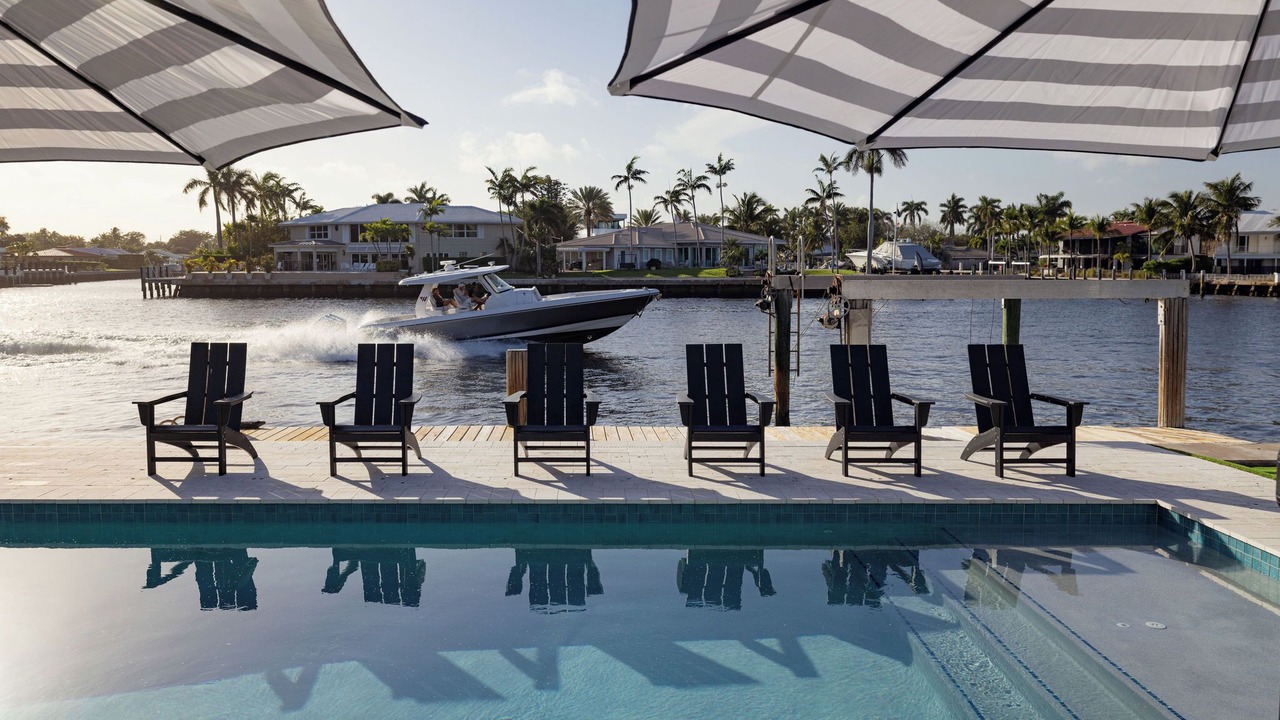 Photo of Outdoor in Dolphin Isles