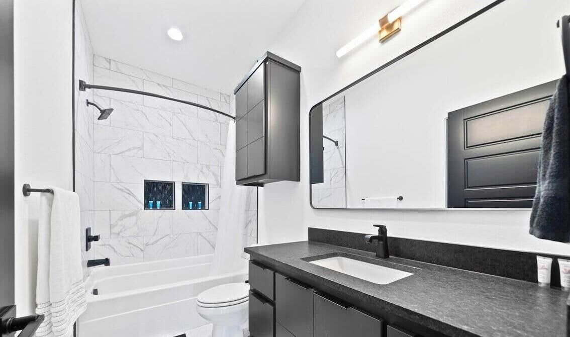 Photo of Bathroom in Piney