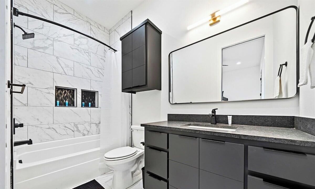 Photo of Bathroom in Piney