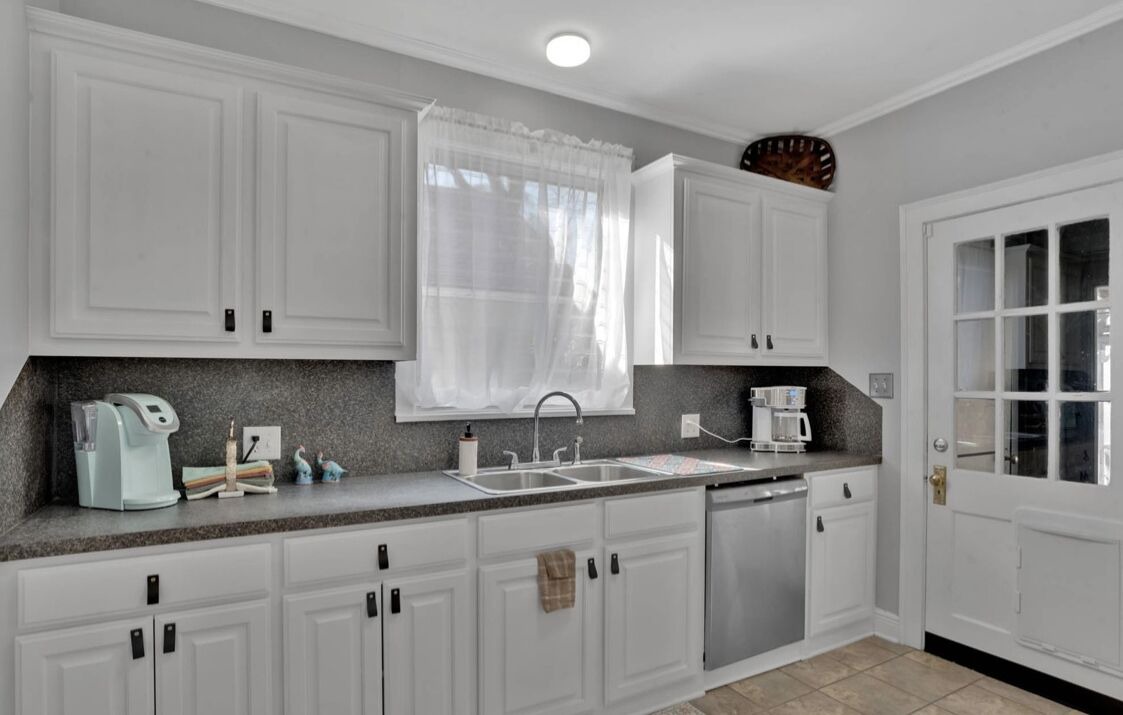 Photo of Kitchen in Broadmoor