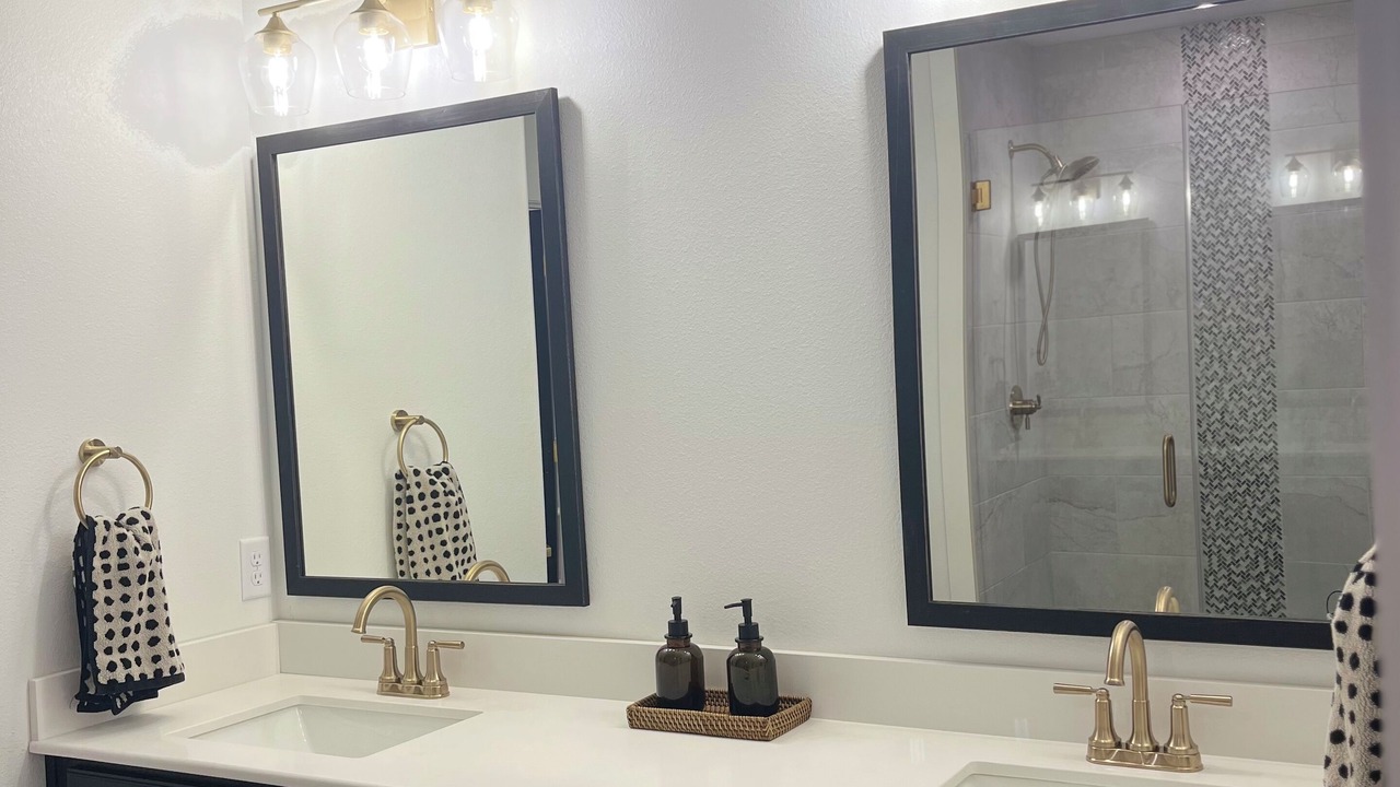 Photo of Bathroom in Barling