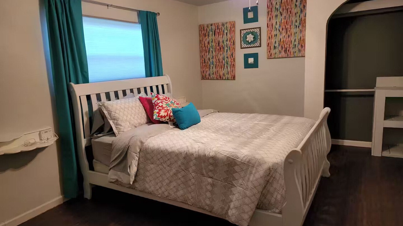 Photo of Bedroom in Royal
