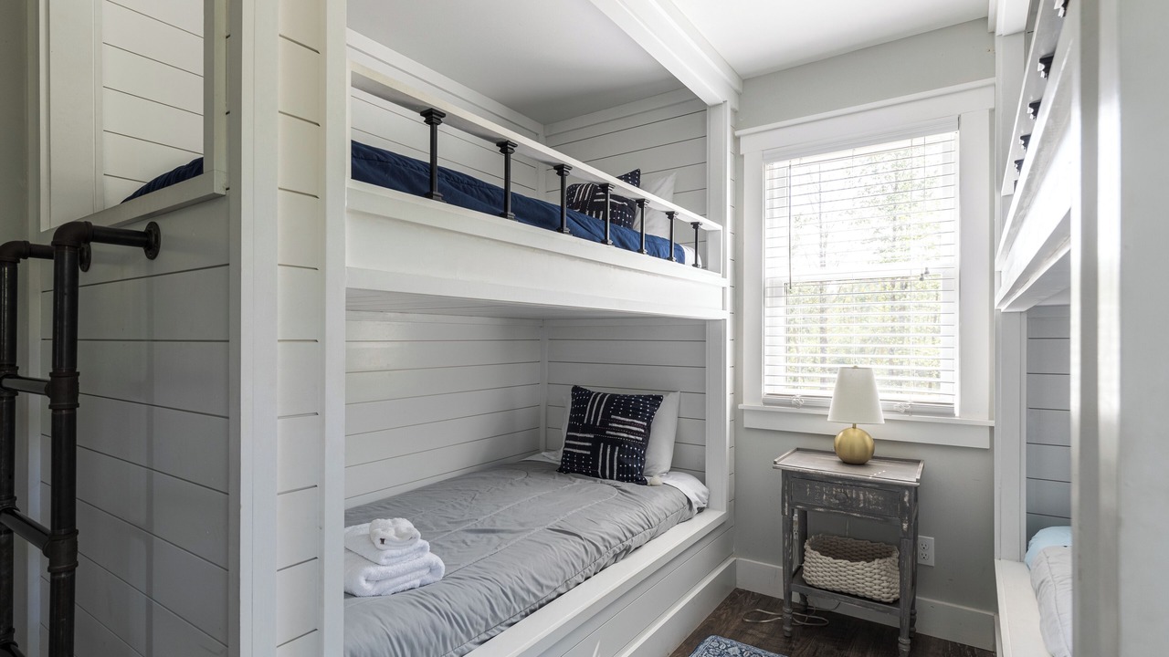 Photo of Bedroom in Linden