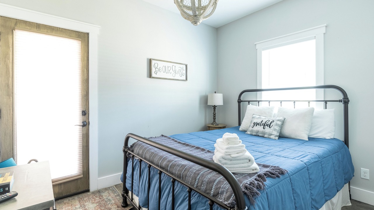 Photo of Bedroom in Linden