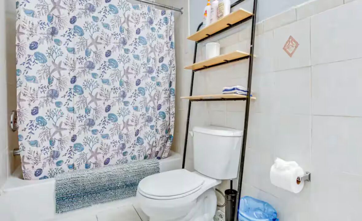 Photo of Bathroom in Ampere
