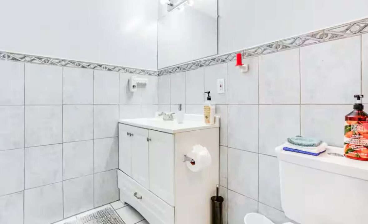 Photo of Bathroom in Ampere