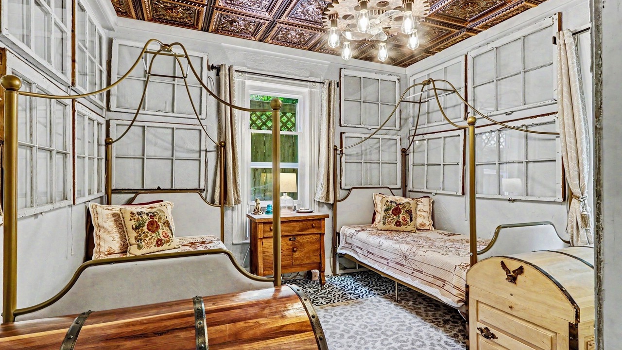 Photo of Bedroom in Hot Springs