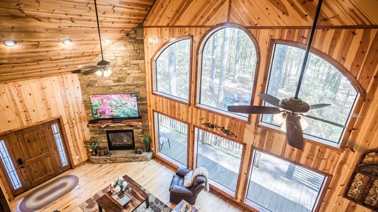 Photo of Livingroom in Broken Bow