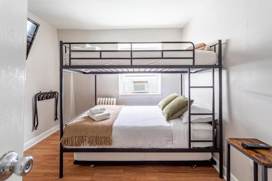 Photo of Bedroom in Bayonne