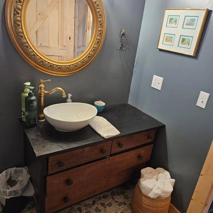 Photo of Bathroom in Mammoth Spring