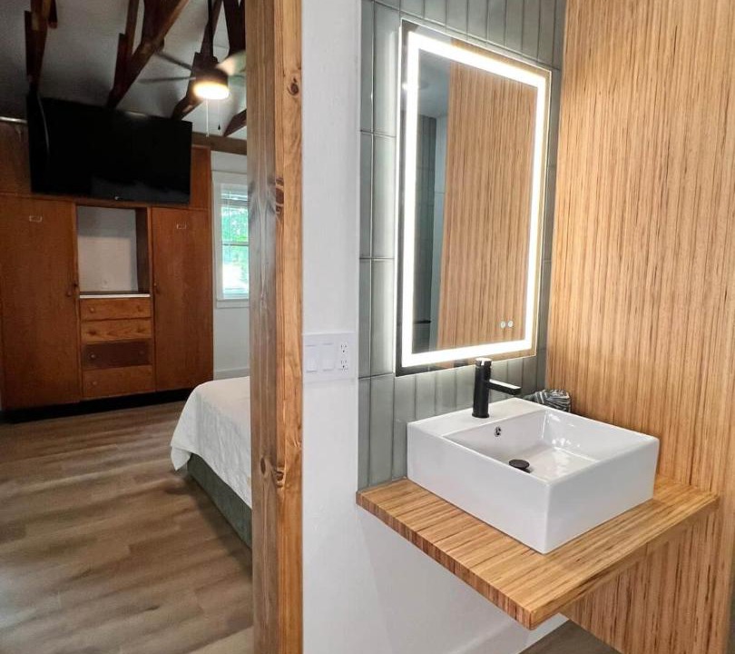 Photo of Bathroom in Uniontown