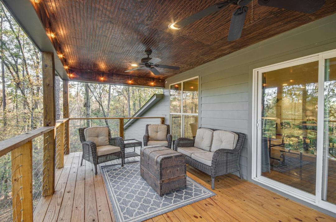 Photo of Patio Balcony in Tougaloo