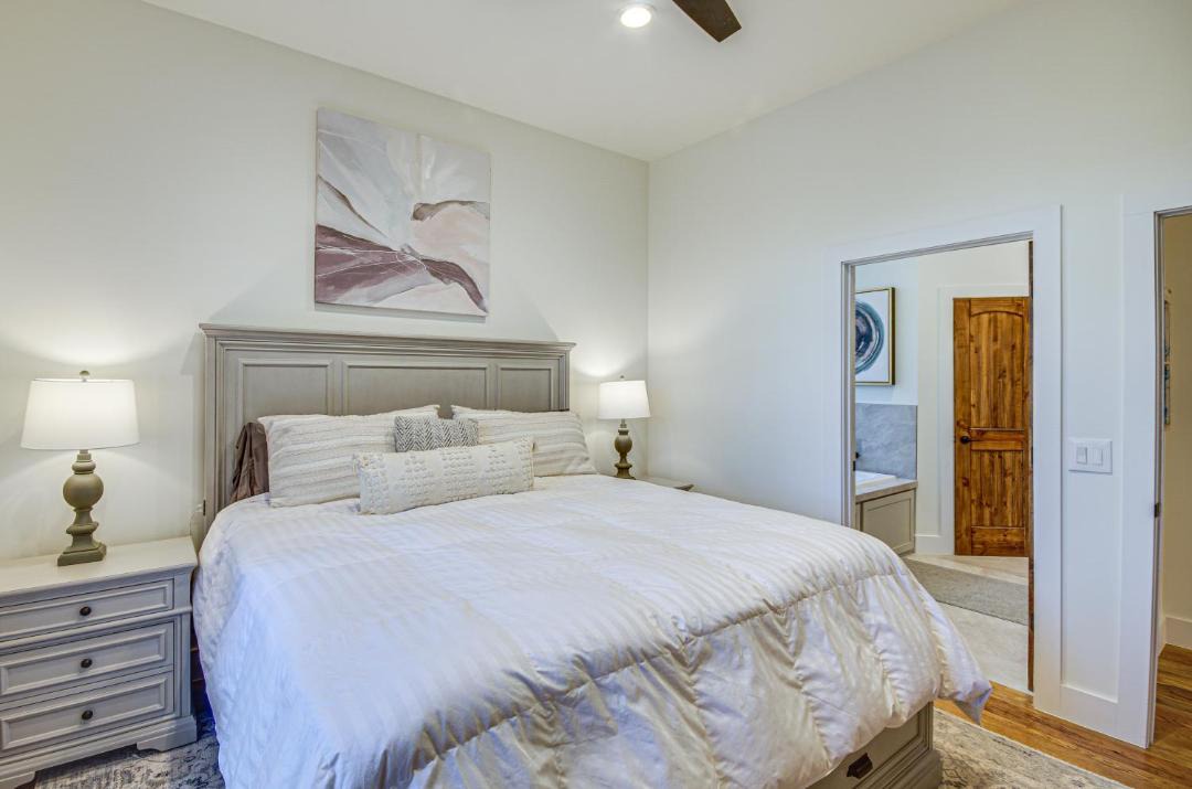 Photo of Bedroom in Tougaloo