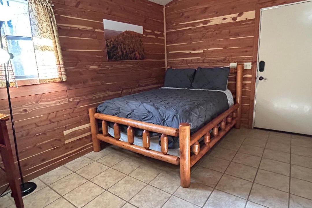 Photo of Bedroom in Ozark