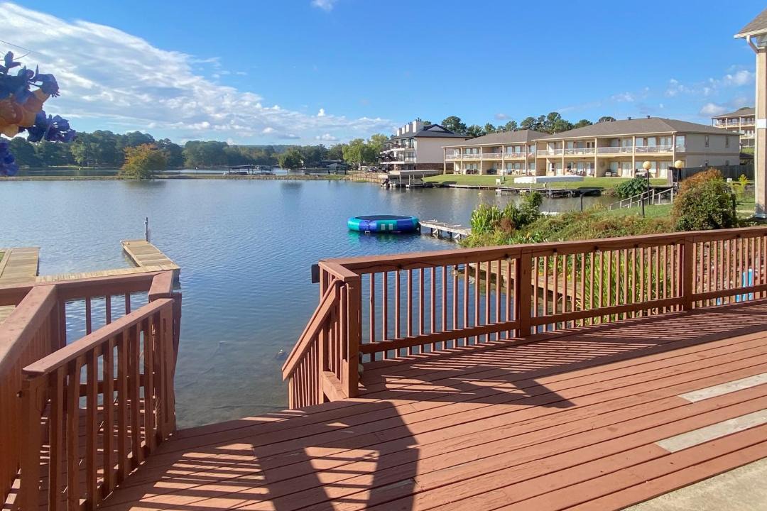 Photo of Others in Lake Hamilton