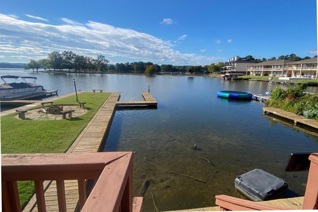Photo of Others in Lake Hamilton