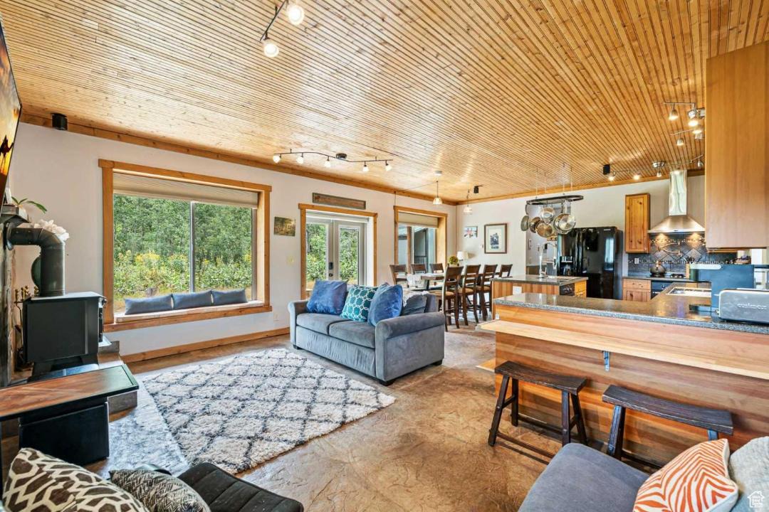 Photo of Others in Silver Summit
