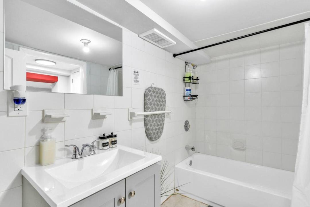 Photo of Bathroom in Constable Hook