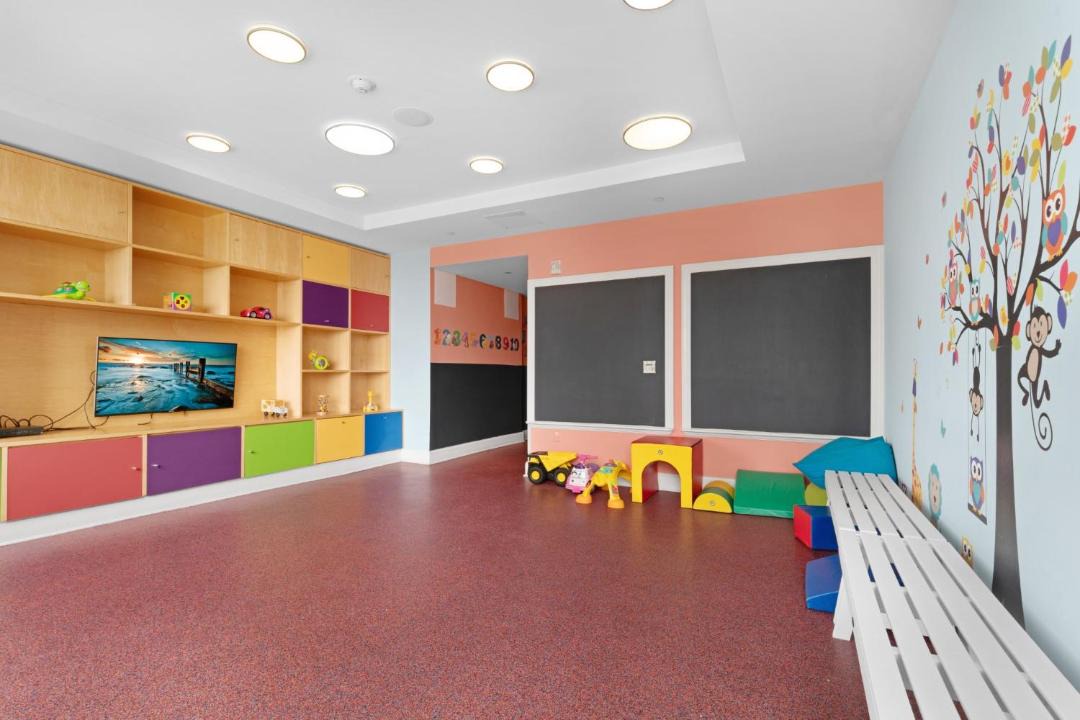 Photo of Livingroom in Hudson Exchange
