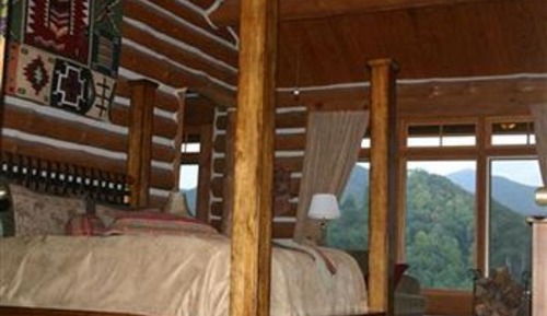Blackberry Suite, 1 King Bed, 1 Queen Bed, 1 Single Bed, Jetted Tub, Refrigerator & Microwave