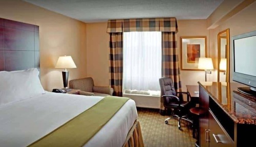 Deluxe Room, 1 King Bed, Non Smoking