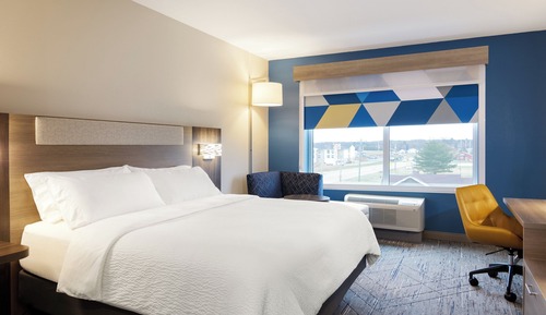 Standard Room, 1 King Bed (LEISURE)
