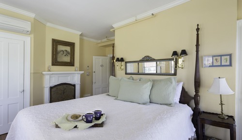 Suite (Primrose)