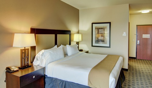 Standard Room, 1 King Bed, Accessible (Communication, Accessible Tub)